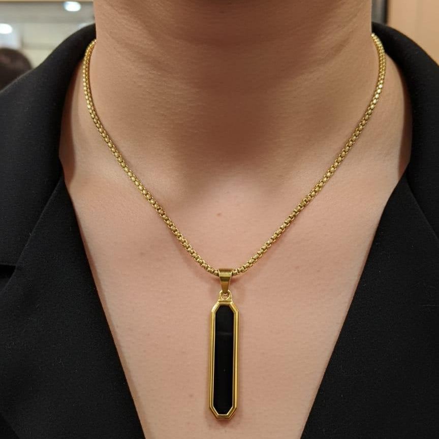 Gold necklace with a pendant